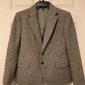 Women’s wool blazer
